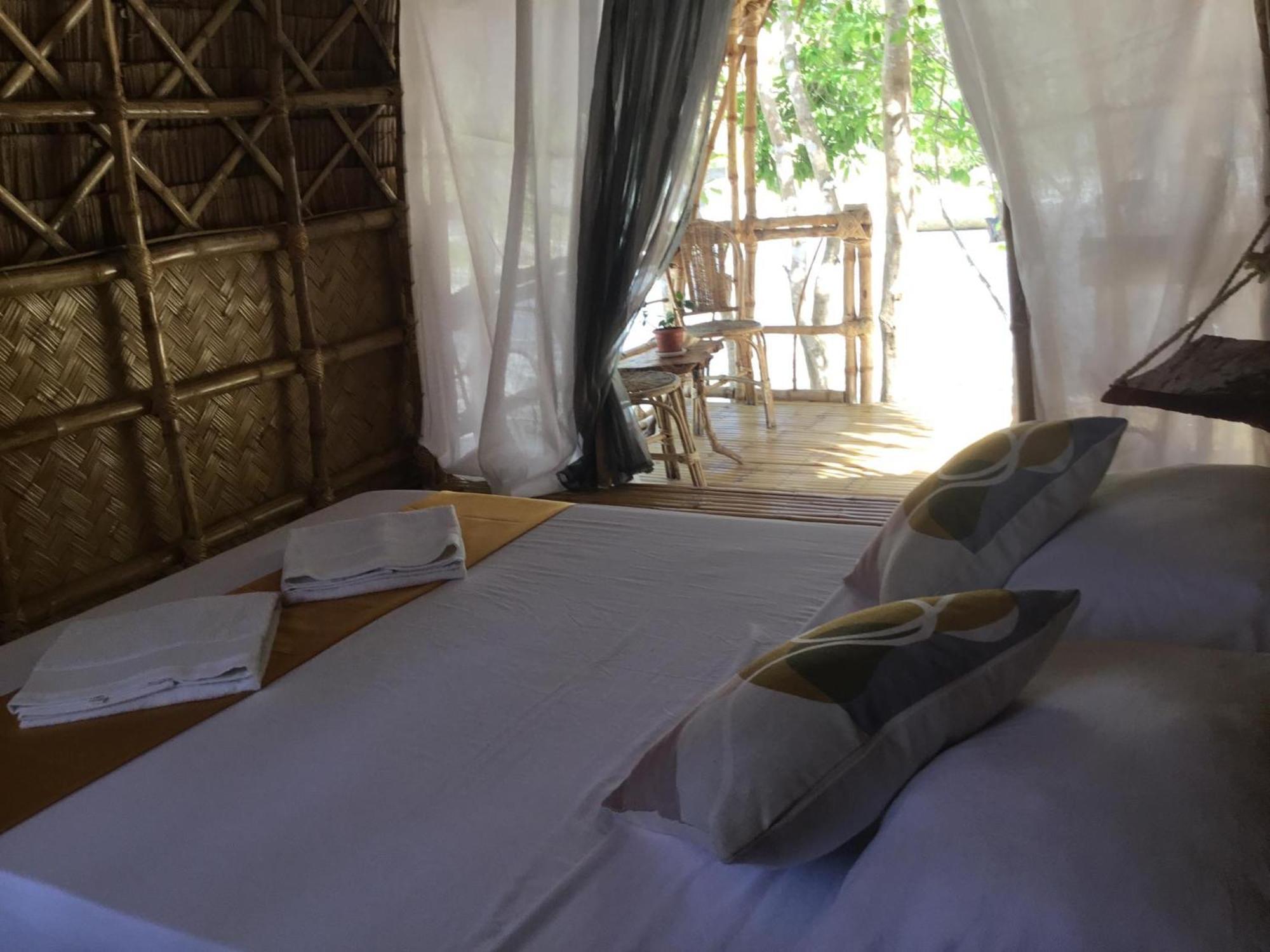 Dosplaya Ecocamp Hotel El Nido Bilik gambar